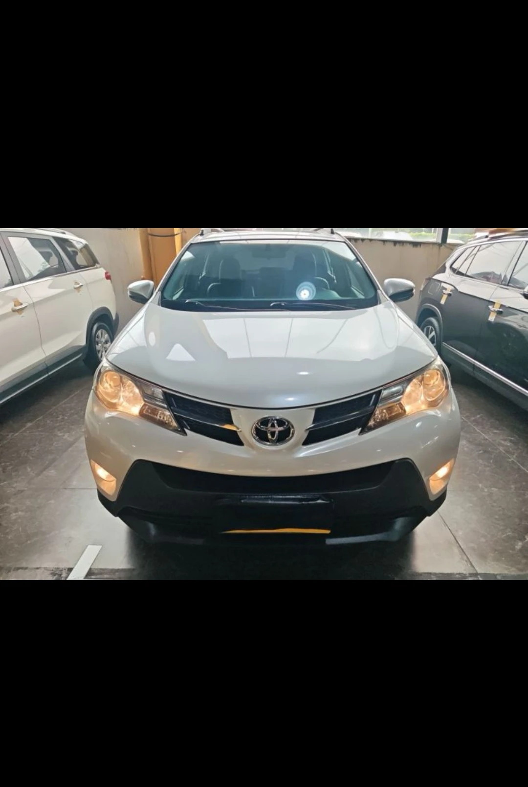 Toyota RAV4 2.0L CVT FWD (Style Trim) - exterior