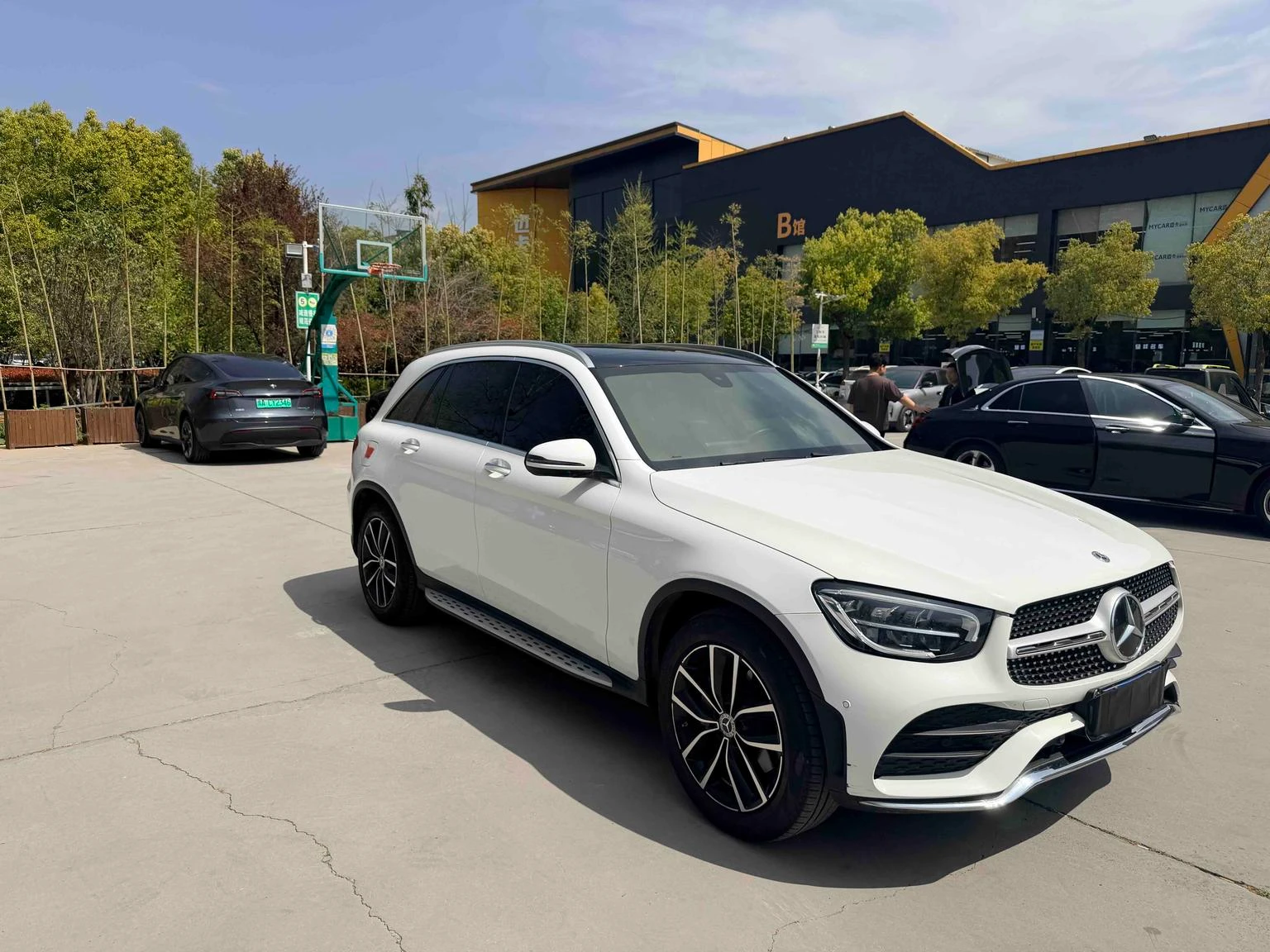 Mercedes-Benz GLC-class  260 L 4MATIC