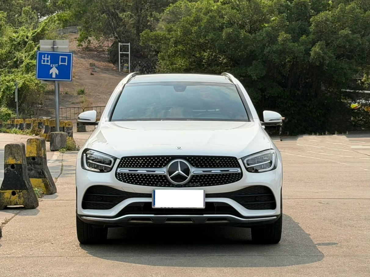 Mercedes-Benz GLC-class  300 L 4MATIC - exterior