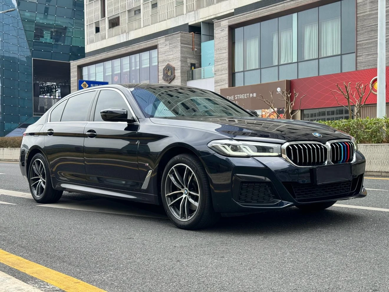 BMW 5 Series 525Li M Sport Package
