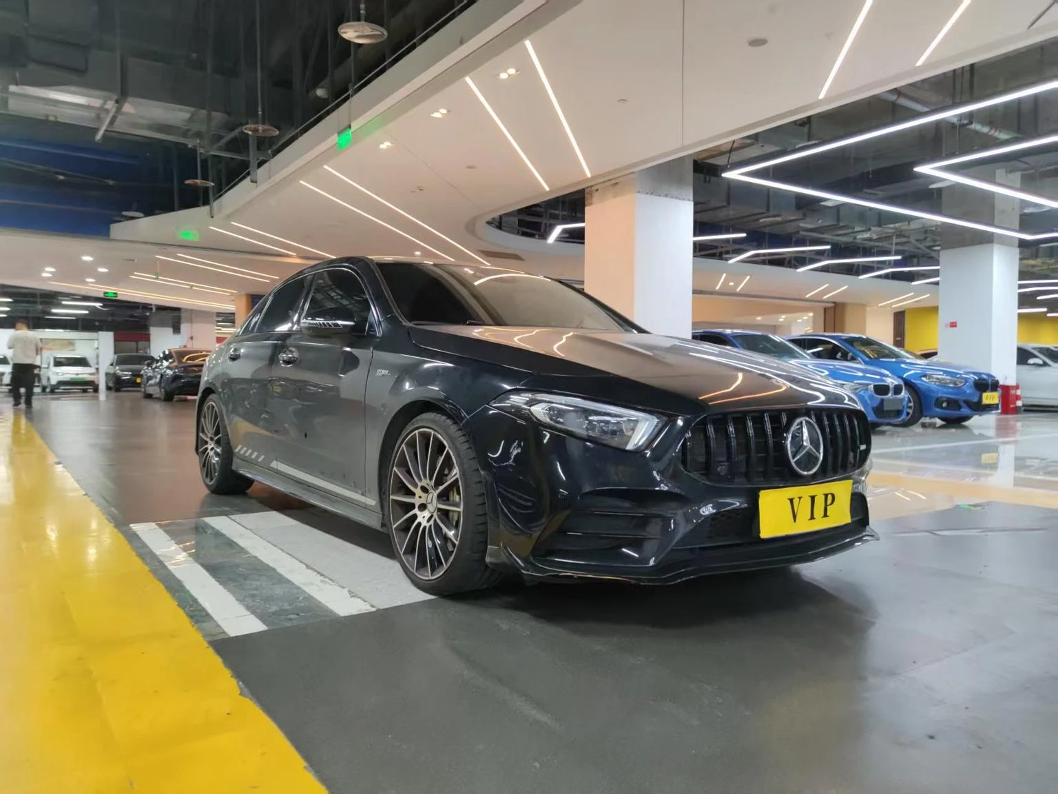 Mercedes-Benz A-Class A35 L 4MATIC AMG