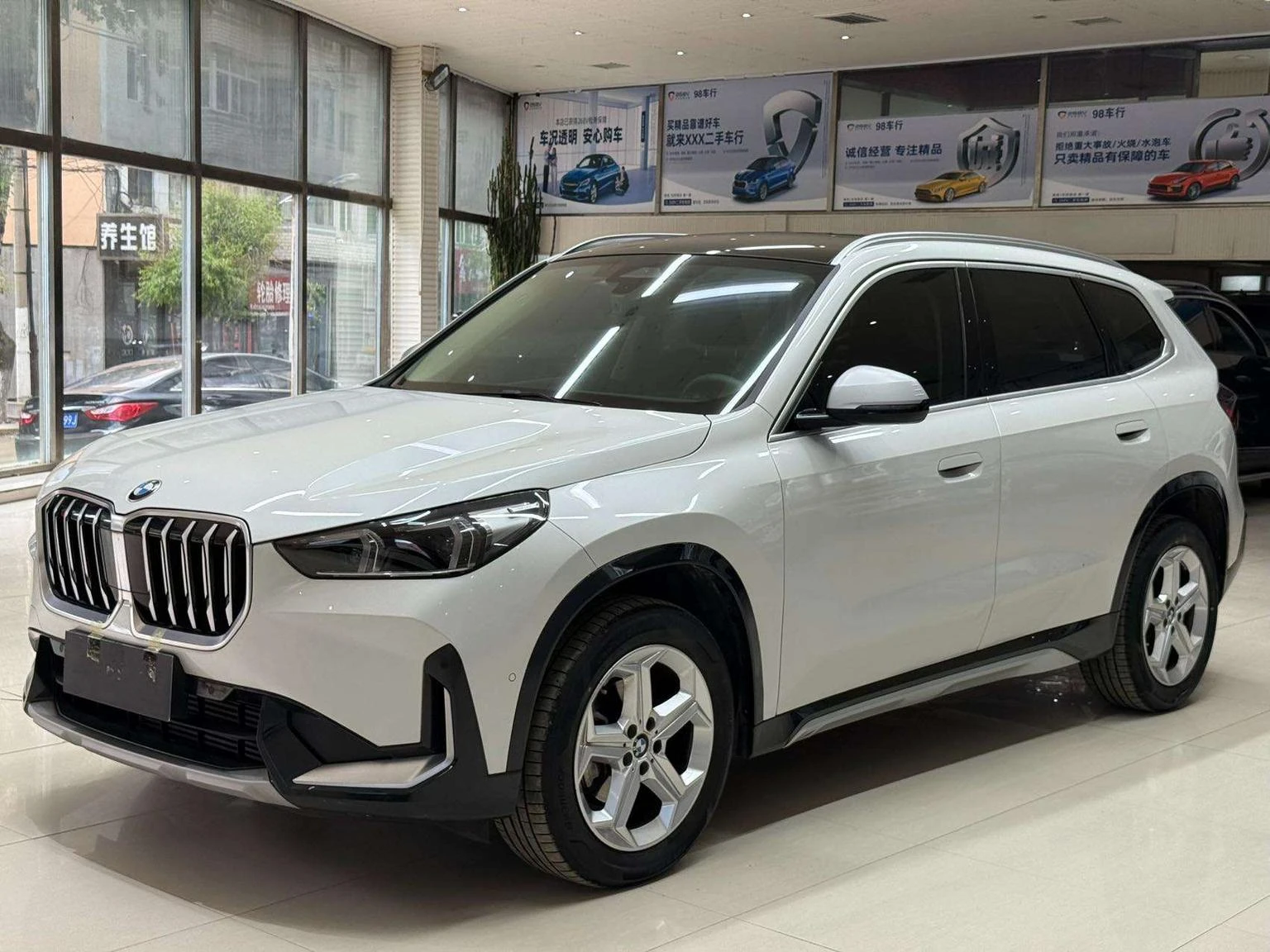 BMW X1 sDrive20Li X Design Package