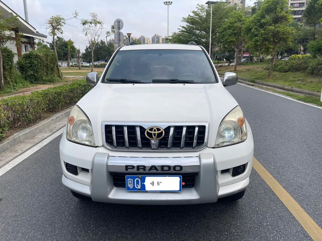 Toyota Prado - exterior