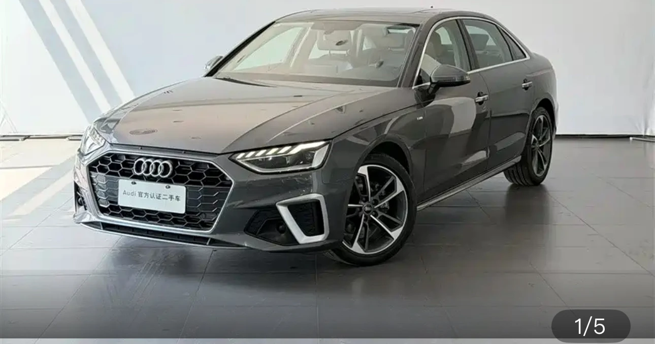 Audi A4L 40 TFSI Fashion Sport Trim