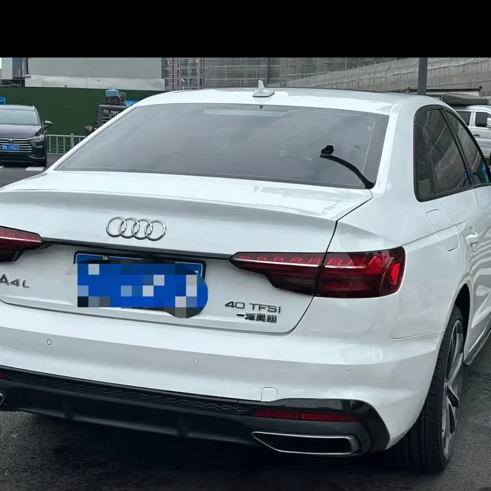 Audi A4L 40 TFSI Deluxe - exterior