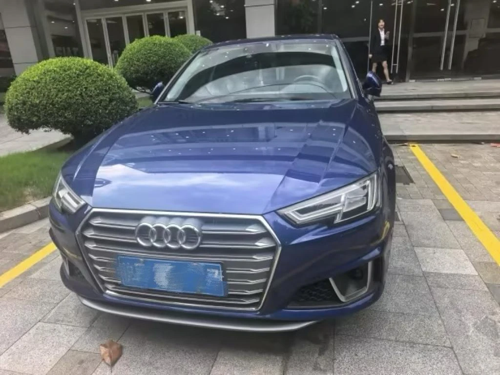 Audi A4L 40 TFSI Fashion Edition