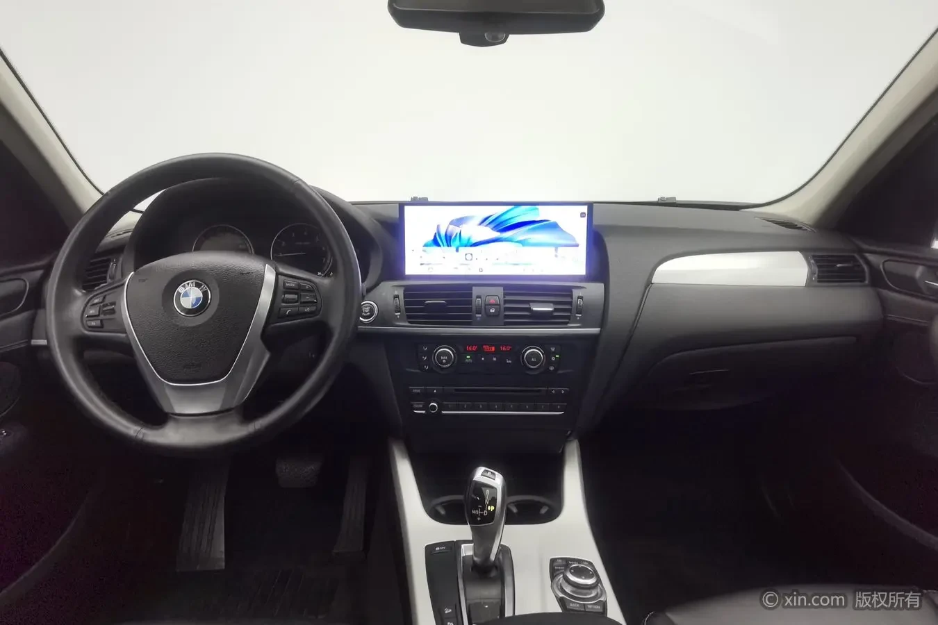 BMW X3  xDrive 28i  - exterior