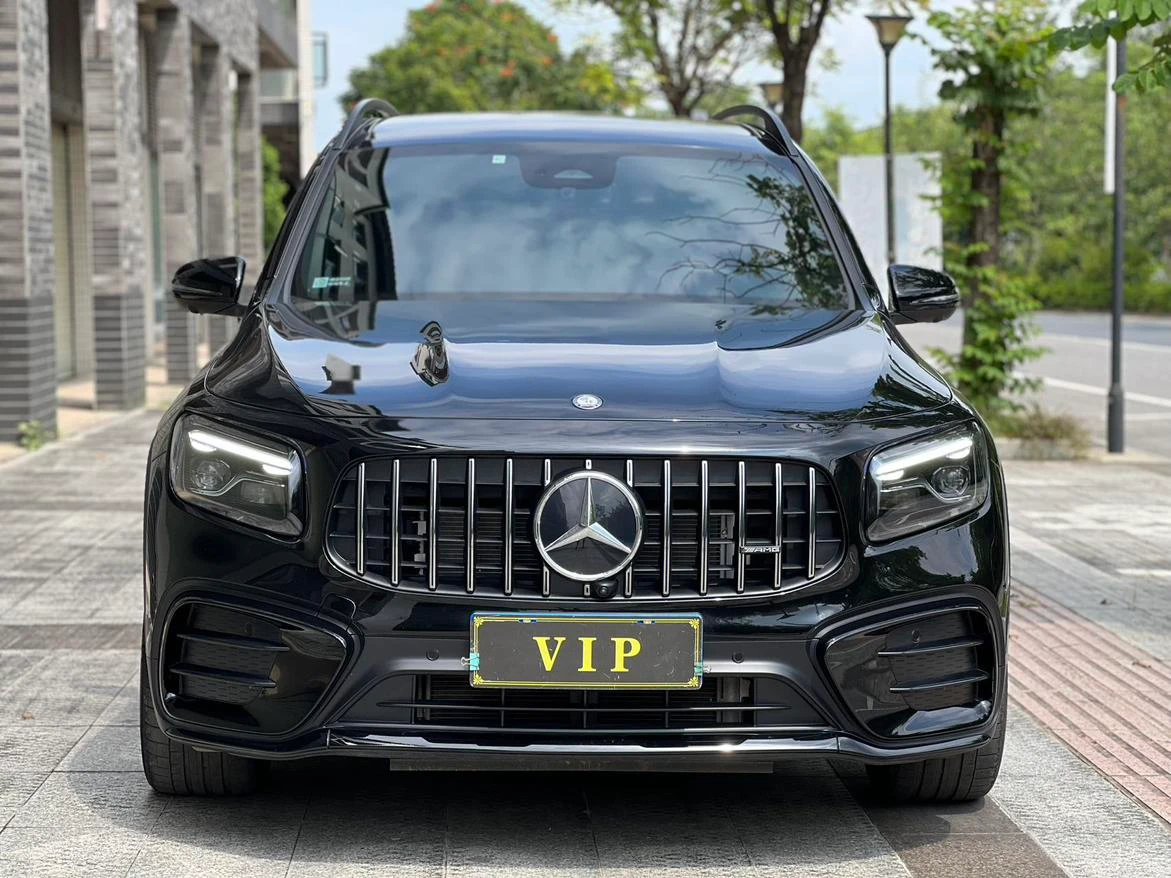 Mercedes-Benz GLB-Class GLB35 4MATIC AMG - exterior
