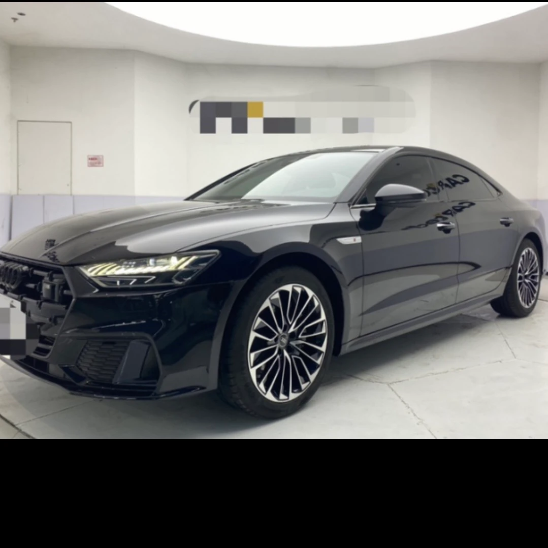 Audi A7L 45 TFSI Luxury Version 