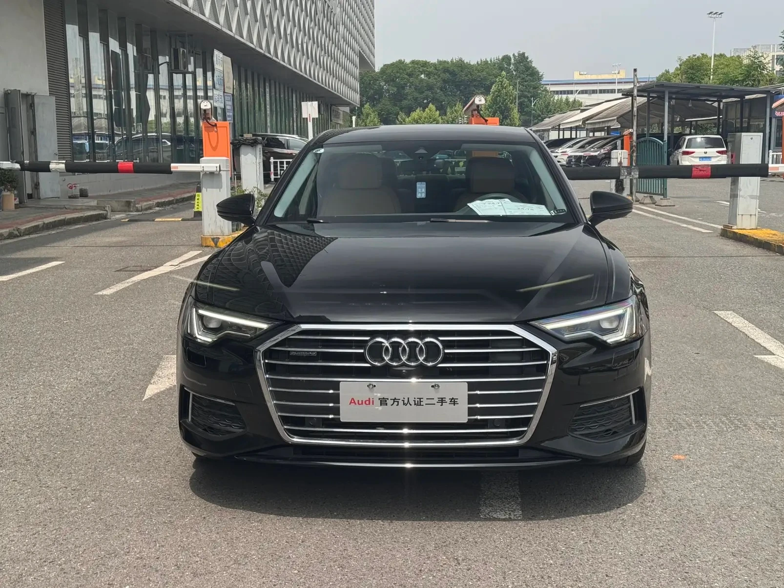 Audi A6L 55 TFSI Premium Elegance - exterior