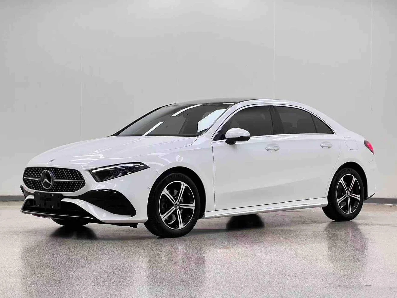 Mercedes-Benz A-Class A200 L Fashion Edition