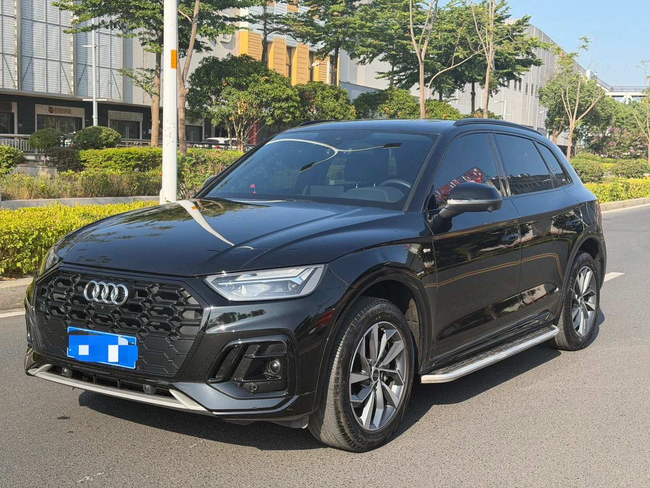 Audi Q5L 40 TFSI Luxury Dynamic