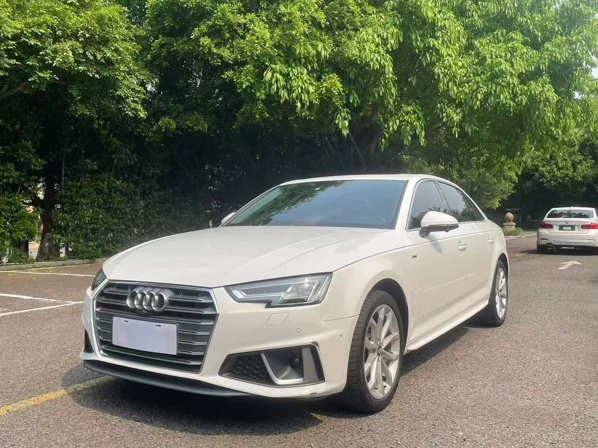 Audi A4L 40 TFSI Fashion