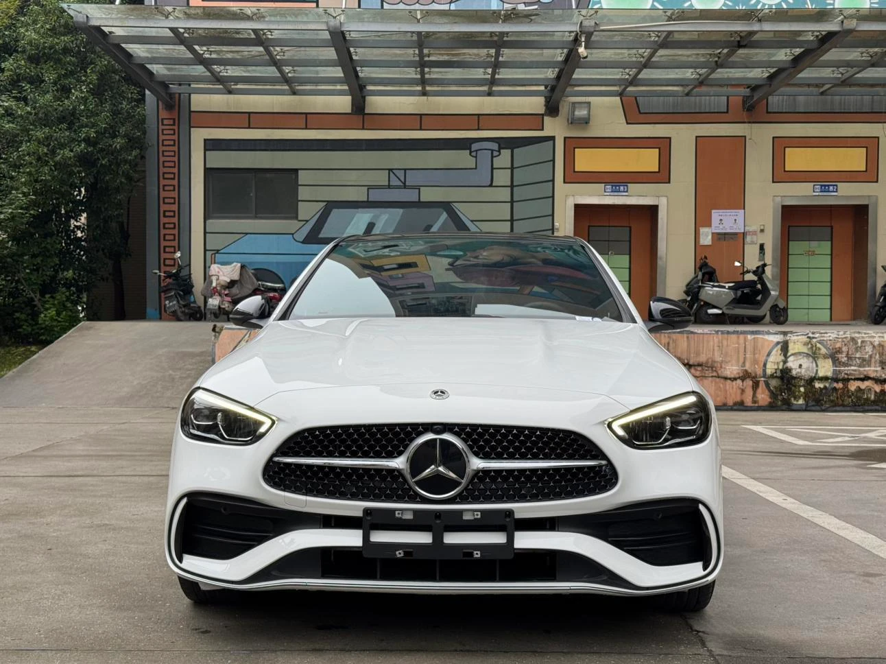 Mercedes-Benz C-Class  260 L Sport
