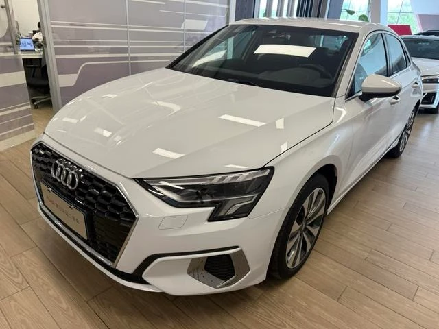 Audi A3 35 TFSI Progressive Sport Trim