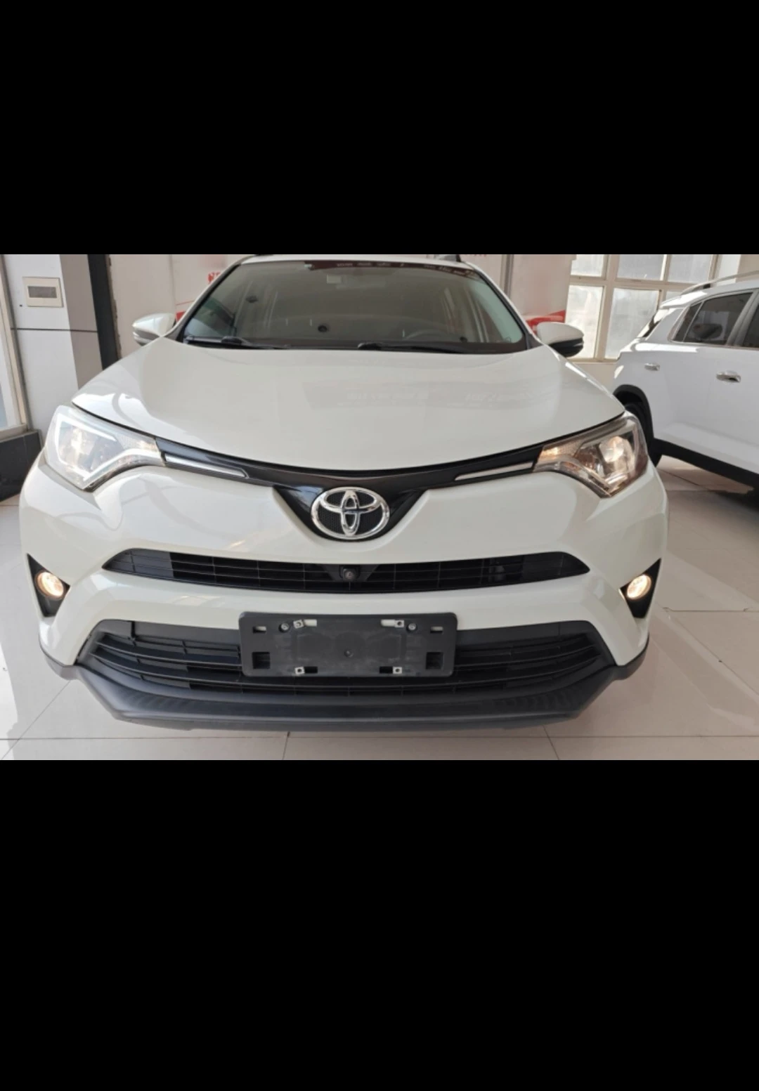 Toyota RAV4 2.0L CVT FWD (Comfort Trim) - exterior