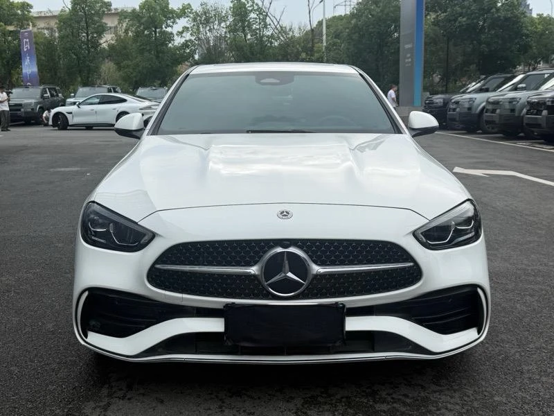 Mercedes-Benz C-Class C200L Sport Edition - exterior
