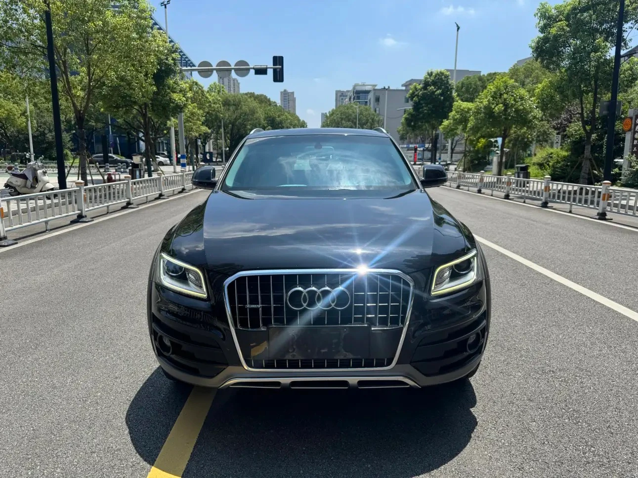 Audi Q5 40TFSI Technology - exterior