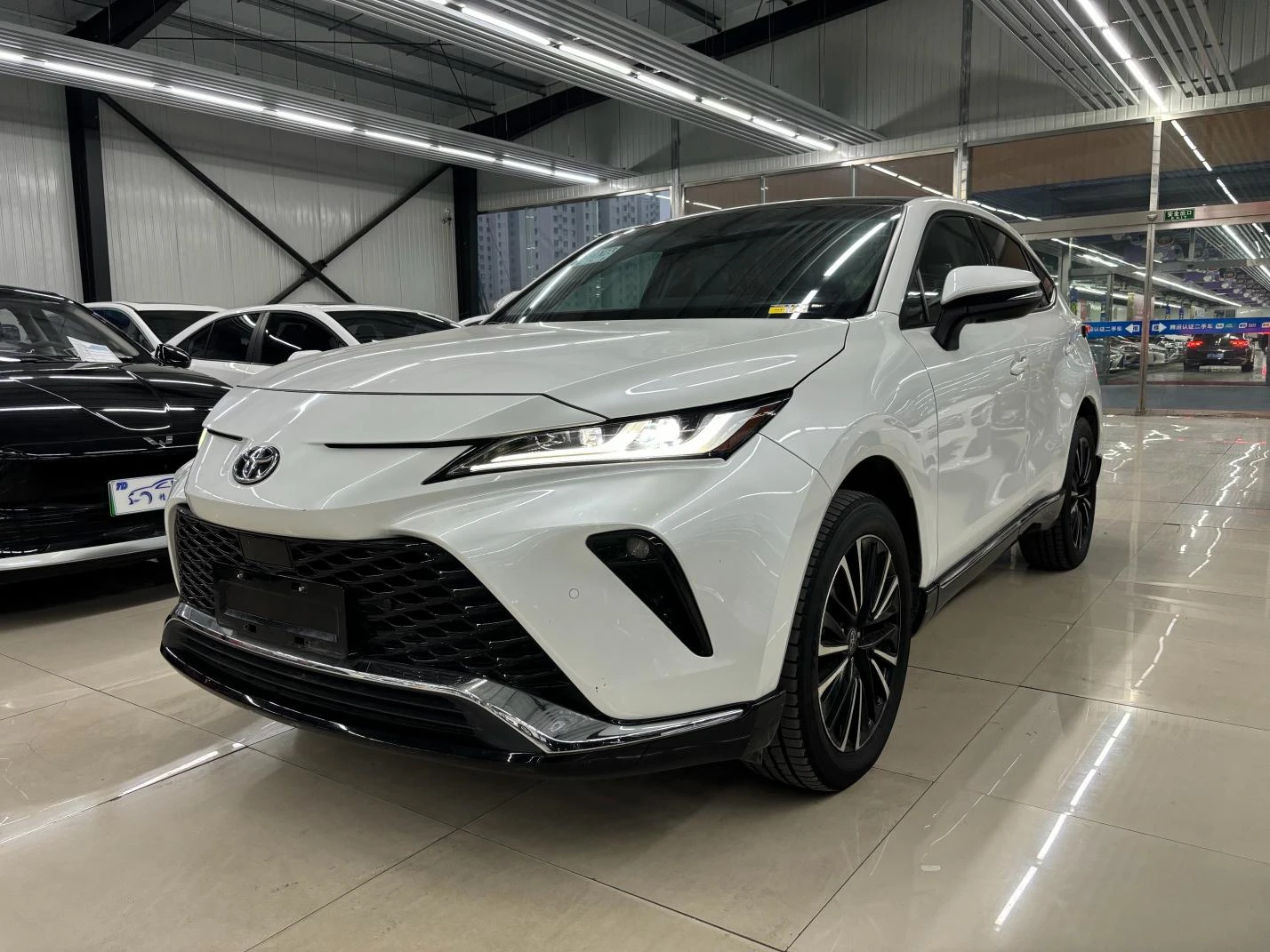 Toyota Venza 2.0L CVT 2WD Premium