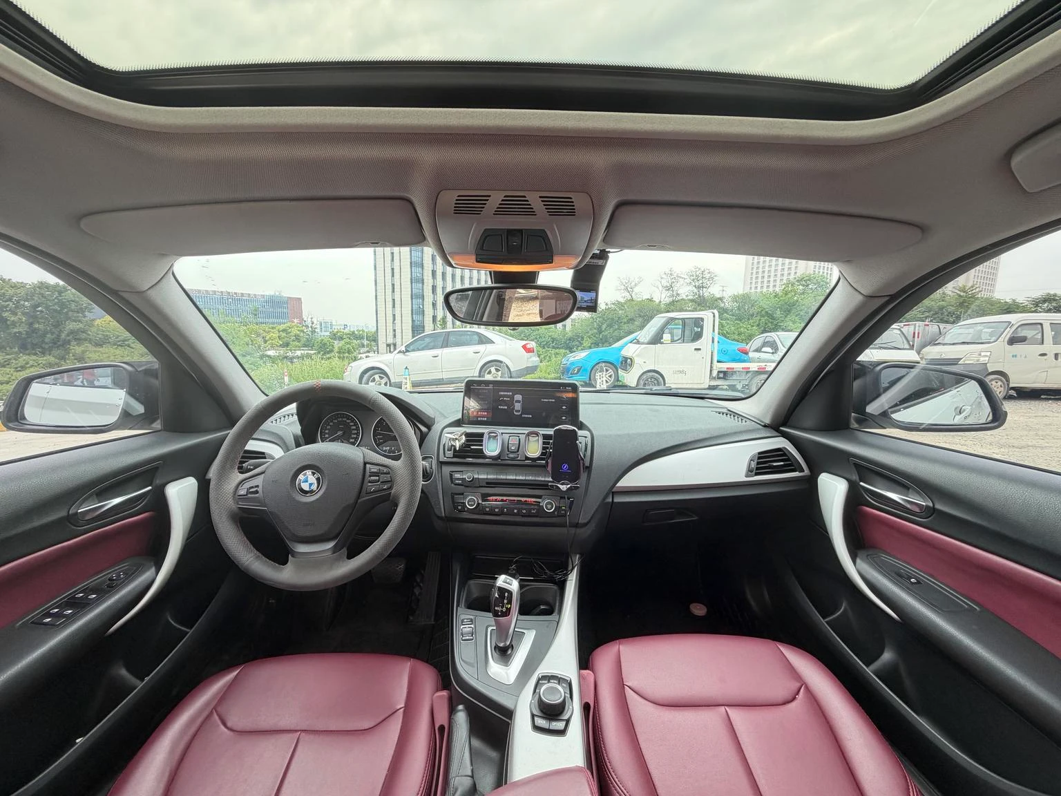 BMW 1 Series 118i  - interior