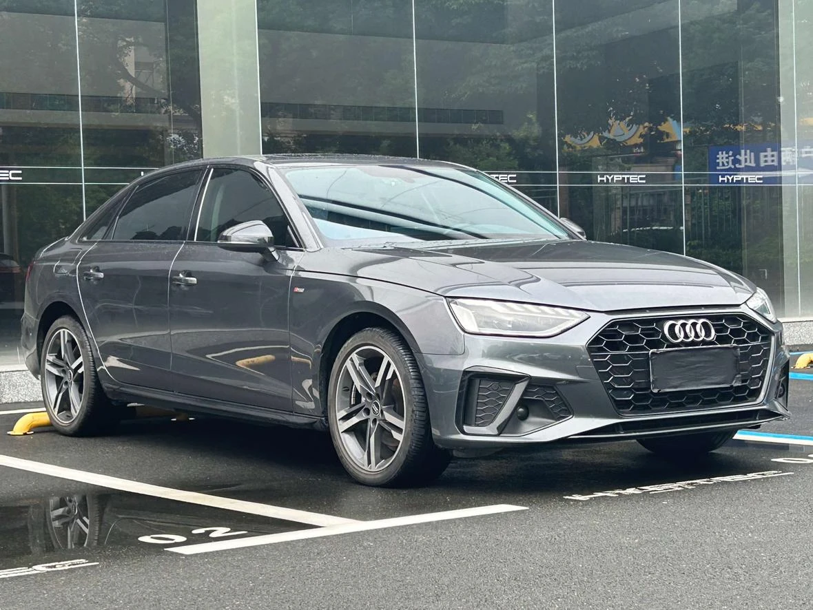 Audi A4L 40 TFSI (Luxury Dynamic Trim) - exterior