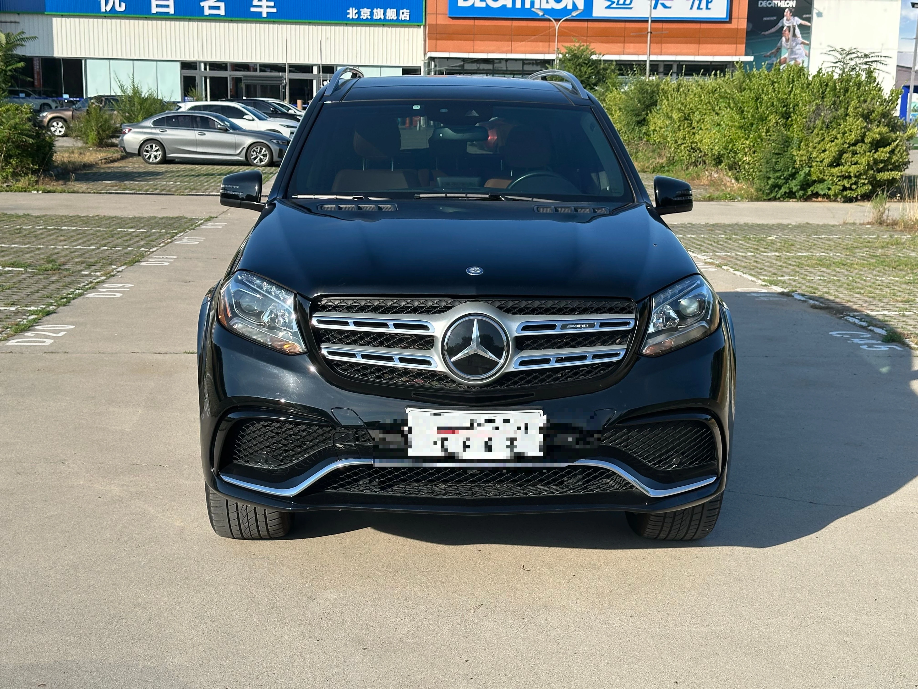 Mercedes-Benz GLS450 - exterior