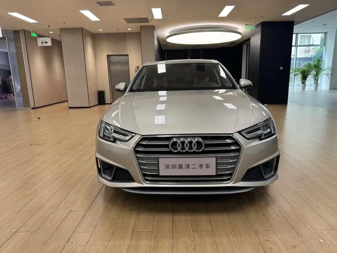 Audi A4L 40TFSI  - exterior