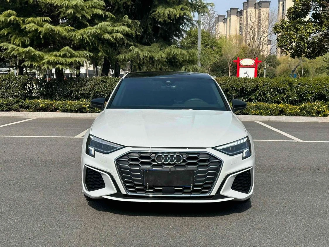 Audi A3 Sportback 35 TFSI Sport - exterior