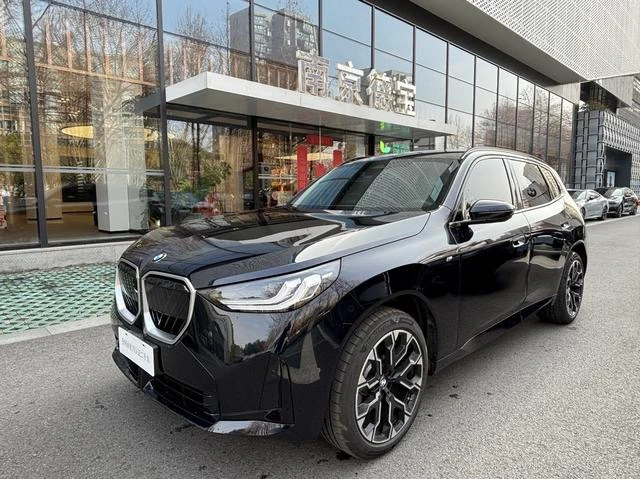 BMW X3 xDrive30L Leading