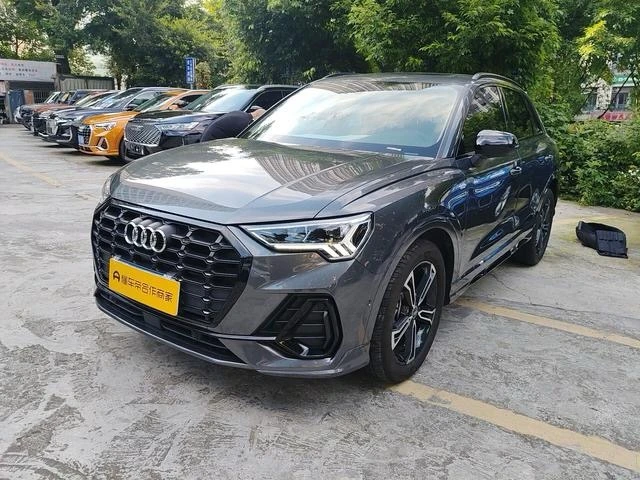 Audi Q3L 35 TFSI Fashion Dynamic Trim