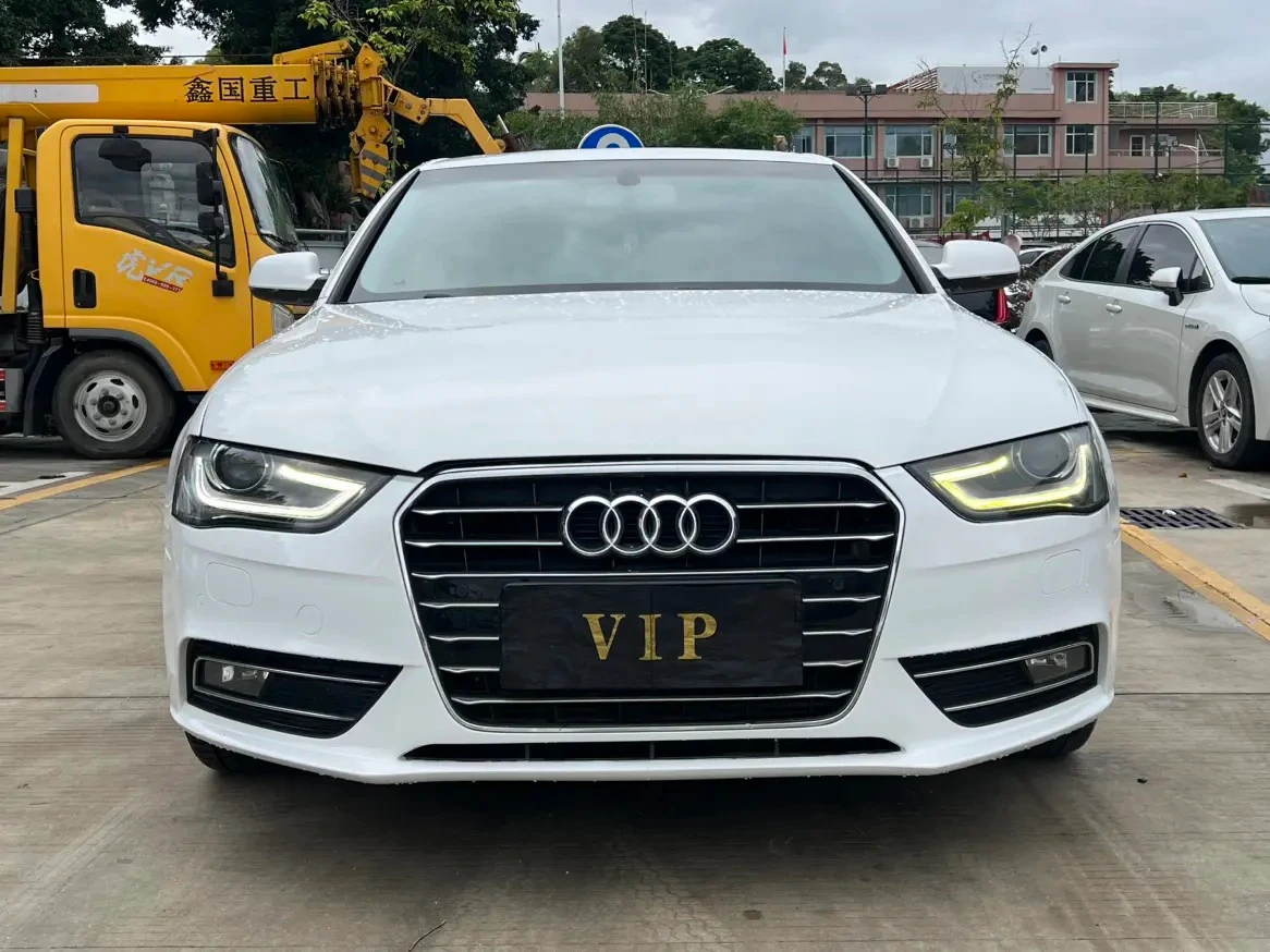 Audi A4L 35TFSI  - exterior