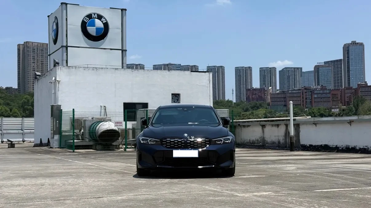 BMW 3 Series 325Li M Sport - exterior
