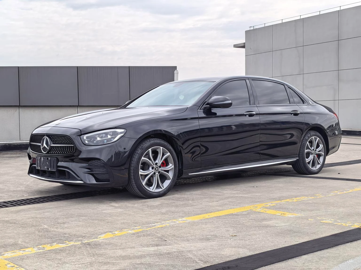 Mercedes-Benz E-Class 300 L Fashion Sport Sedan