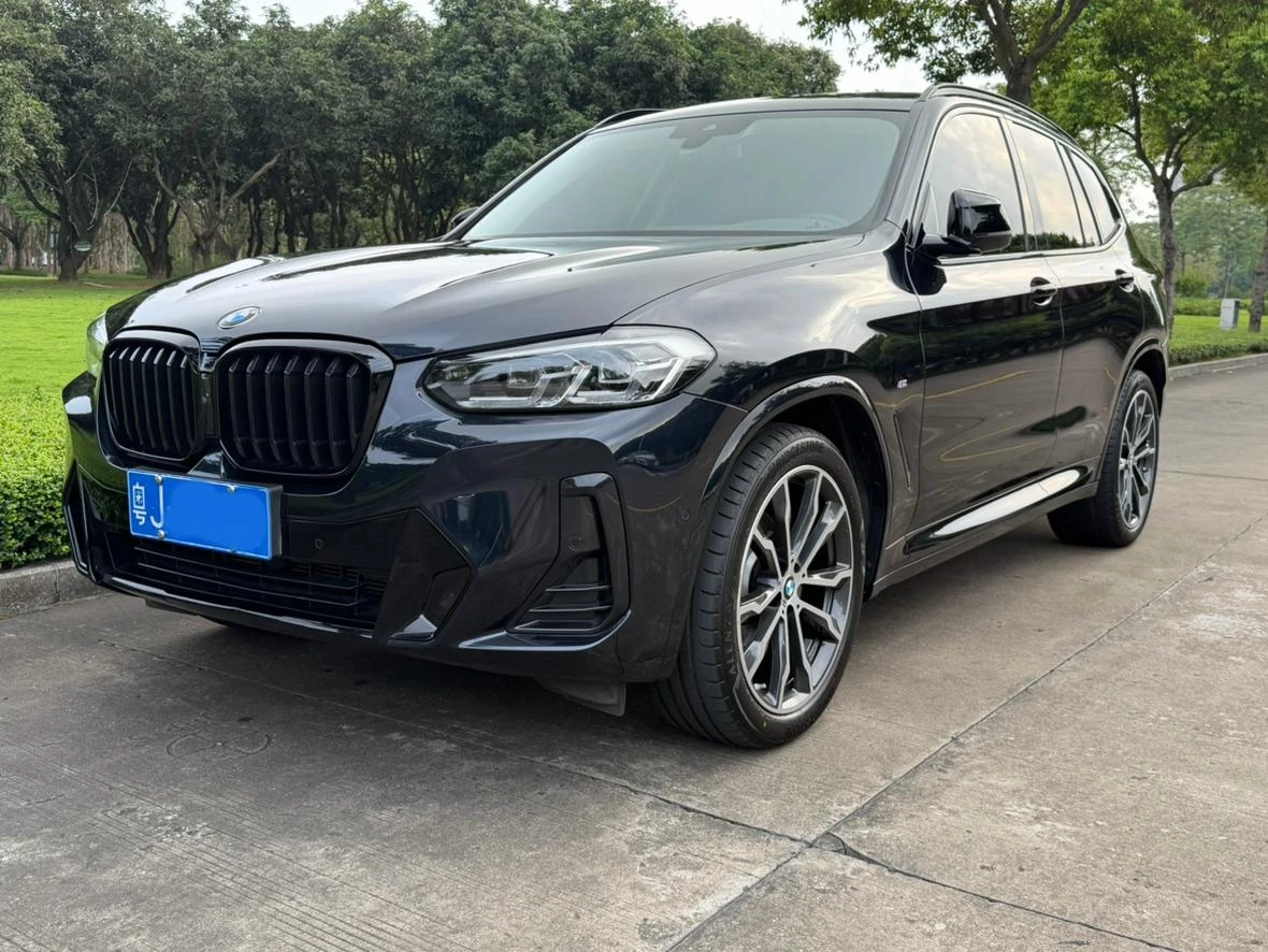 BMW X3 xDrive30i Leading M Shadow Edition