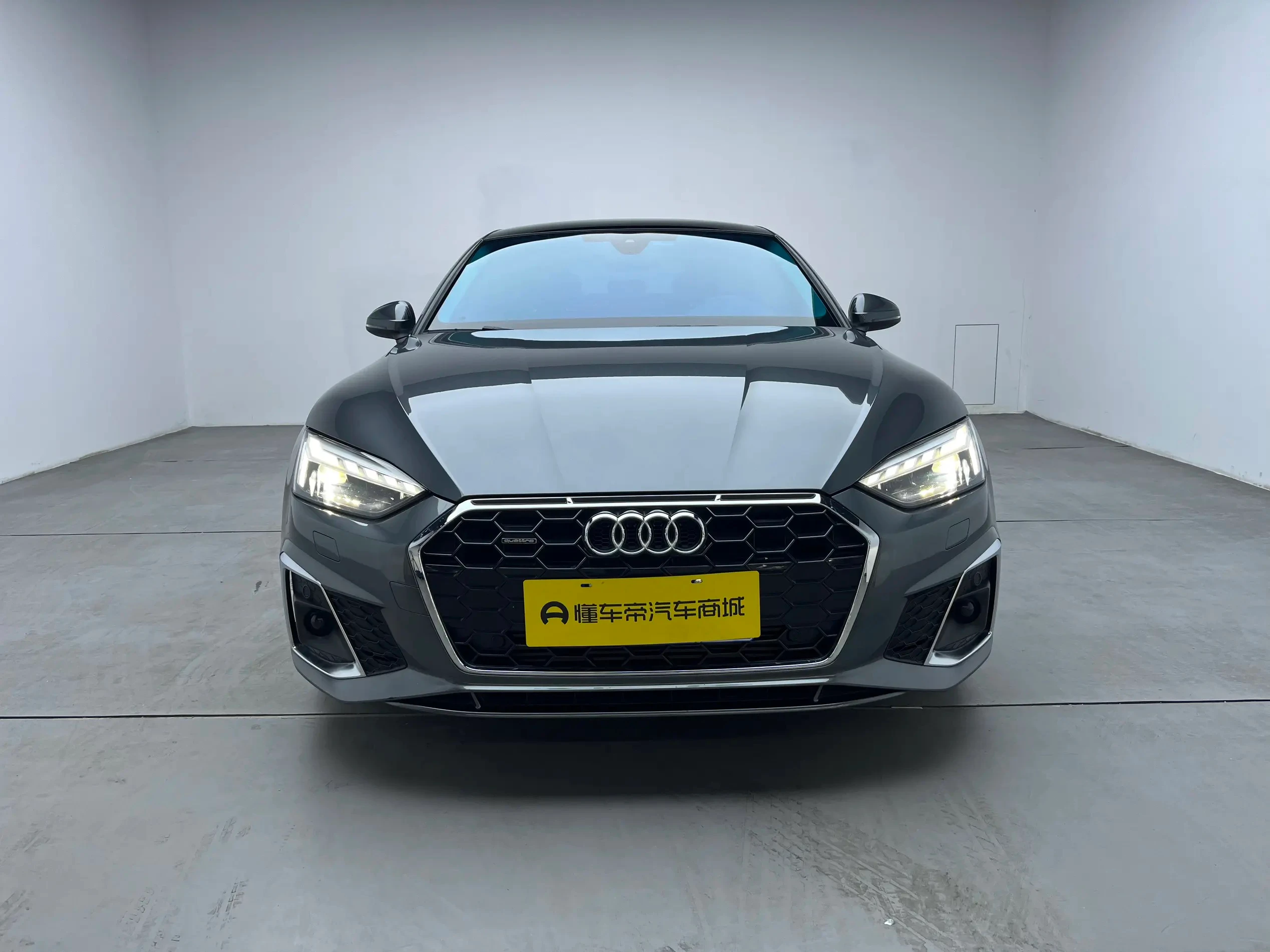 Audi A5 40 TFSI Luxury Dynamic Trim - exterior