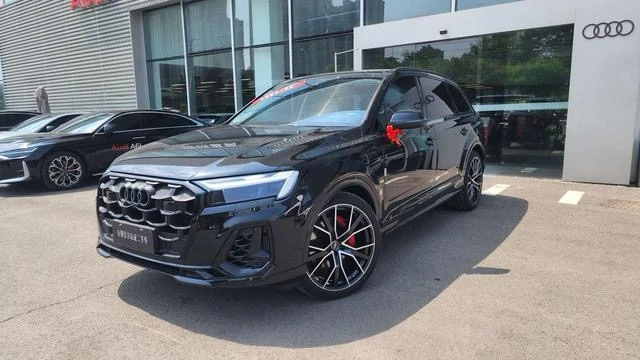 Audi Q7 55 TFSI Black Edition