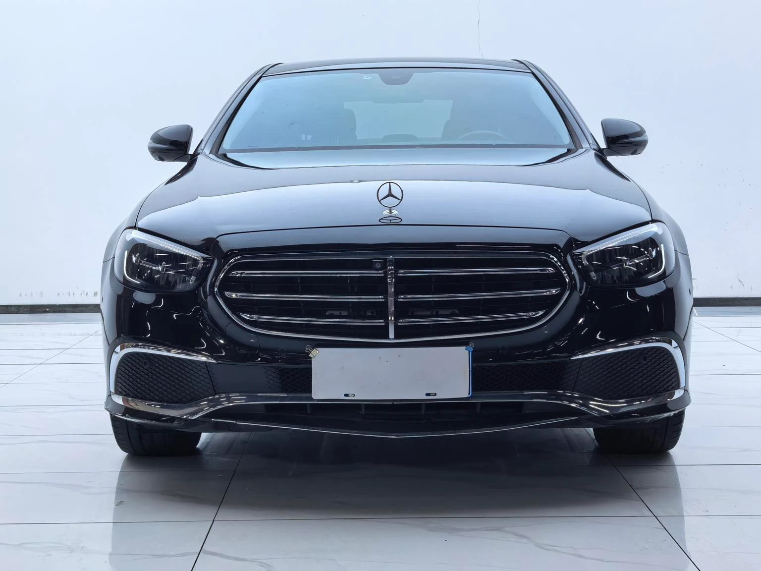 Mercedes-Benz E-Class  300 L Stylish Edition Sedan - exterior
