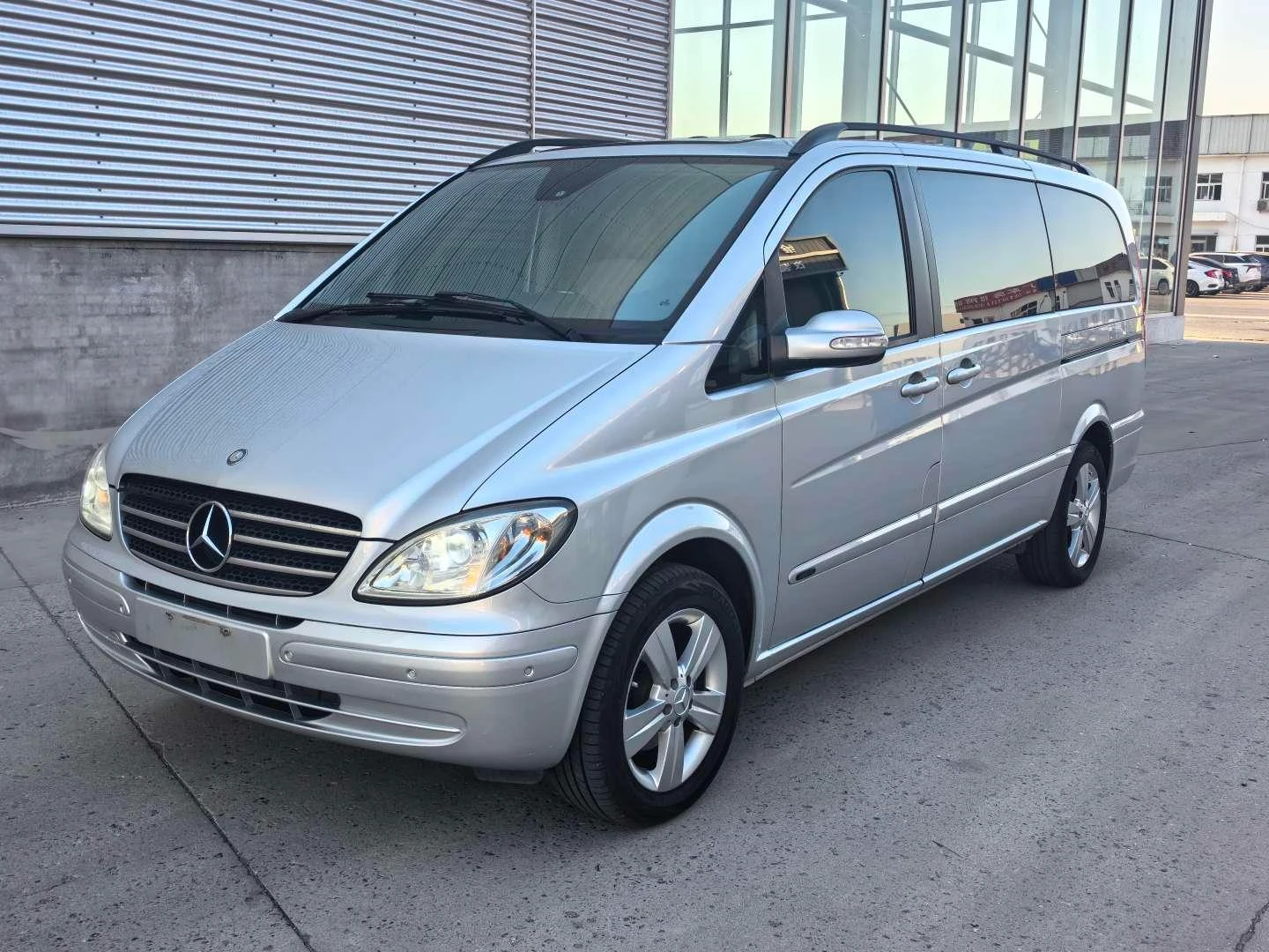 Mercedes-Benz Viano Premium Edition