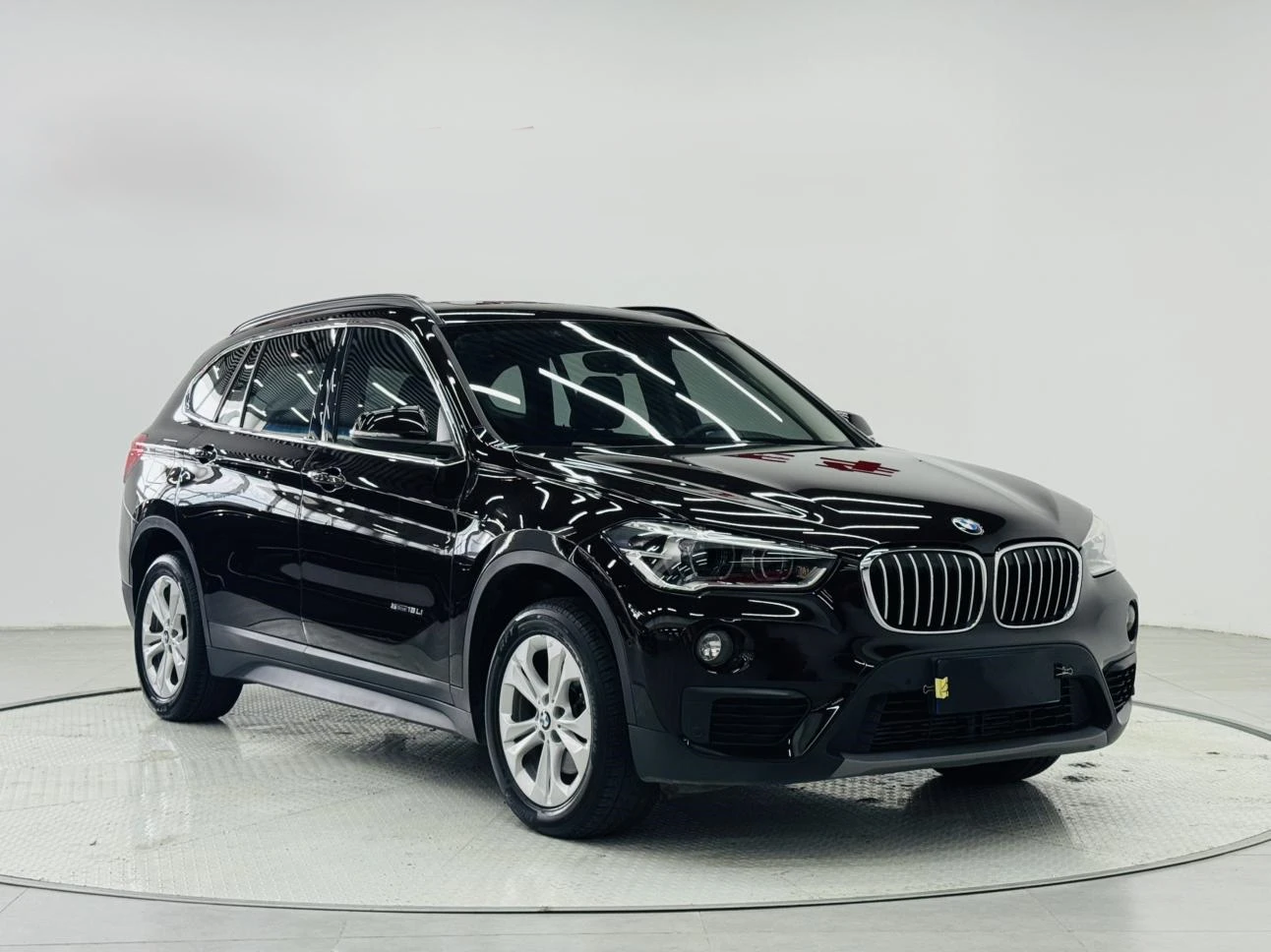BMW X1 sDrive18Li