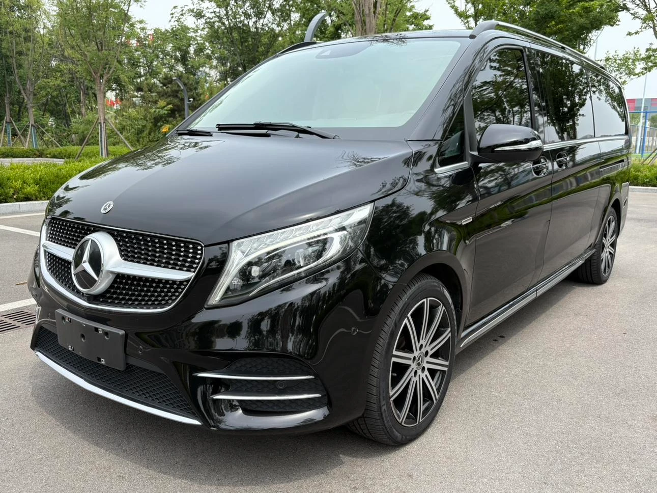 Mercedes-Benz V-Class V260 L