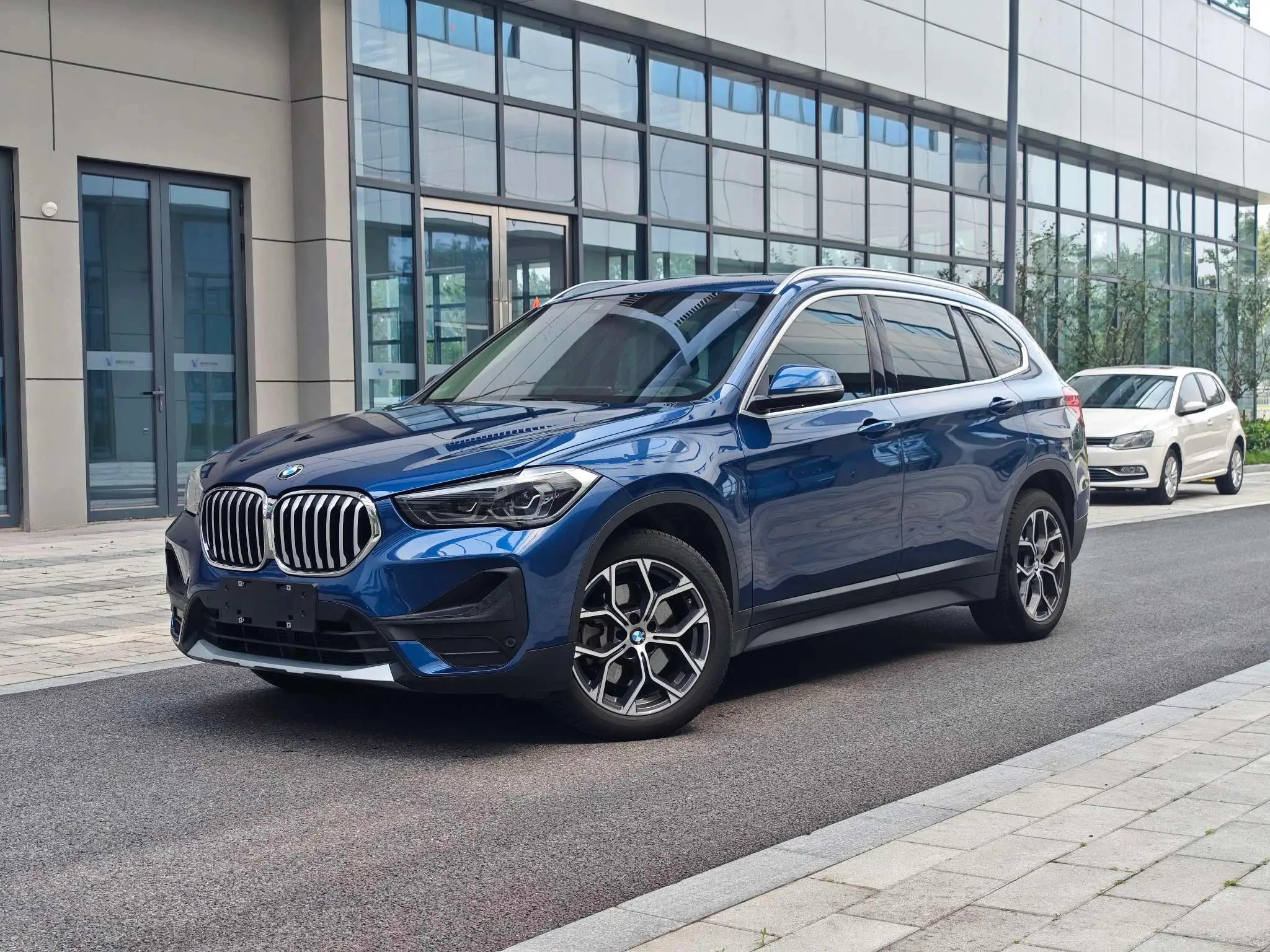 BMW X1 xDrive 25Li Leading