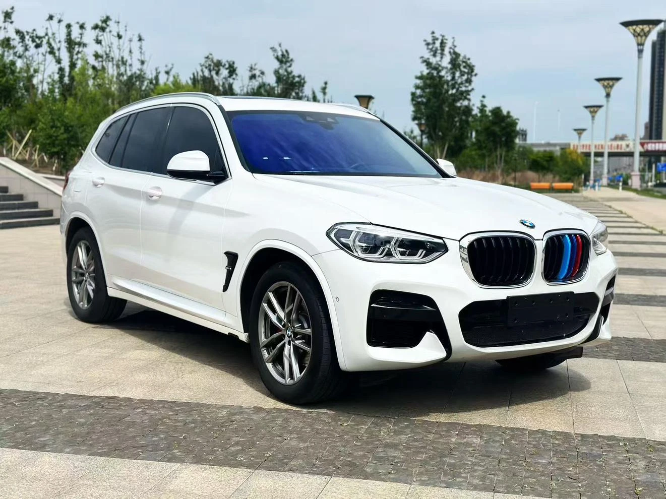 BMW X3 xDrive28i M Sport - exterior