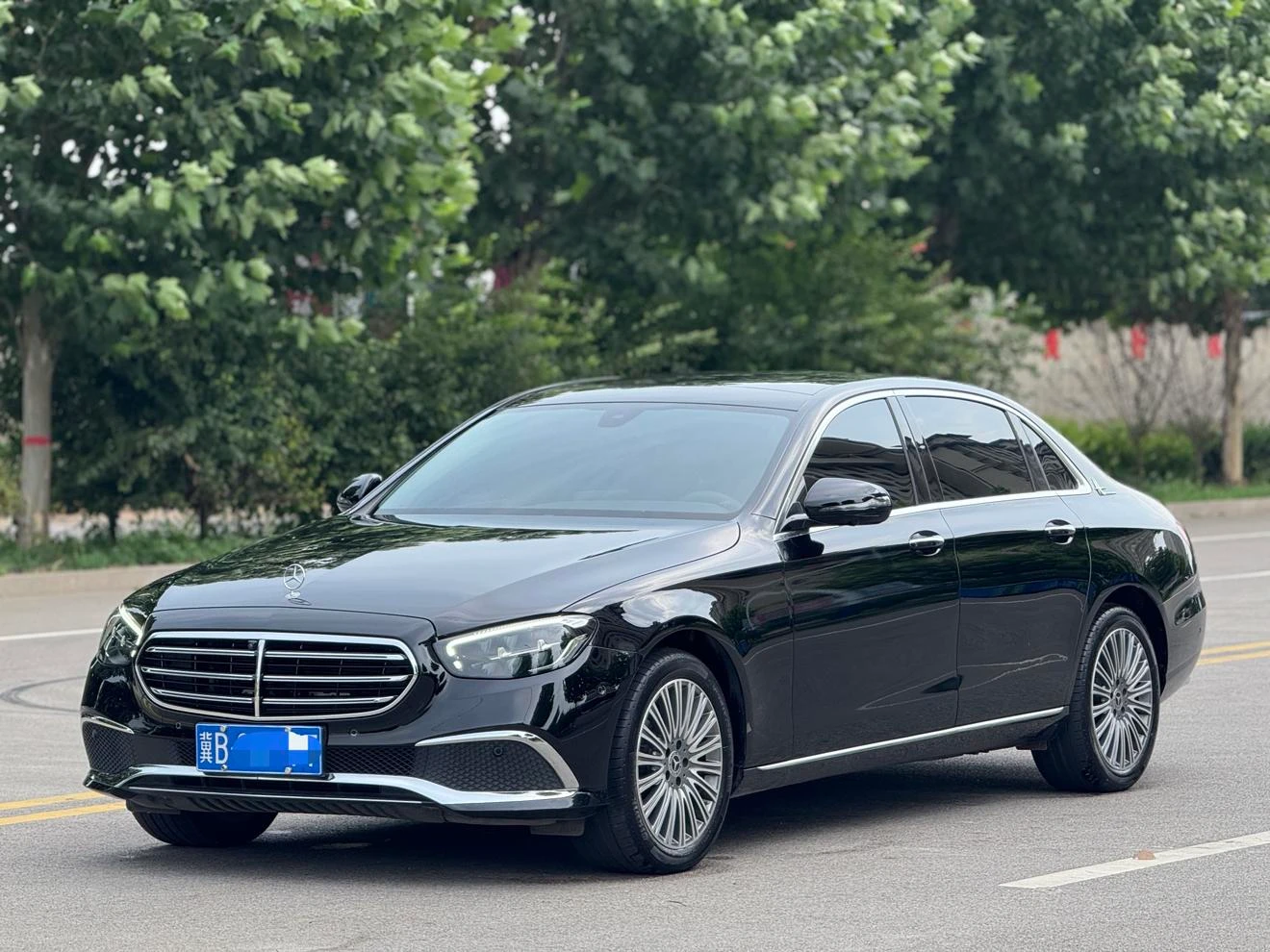 Mercedes-Benz E-Class 300 L