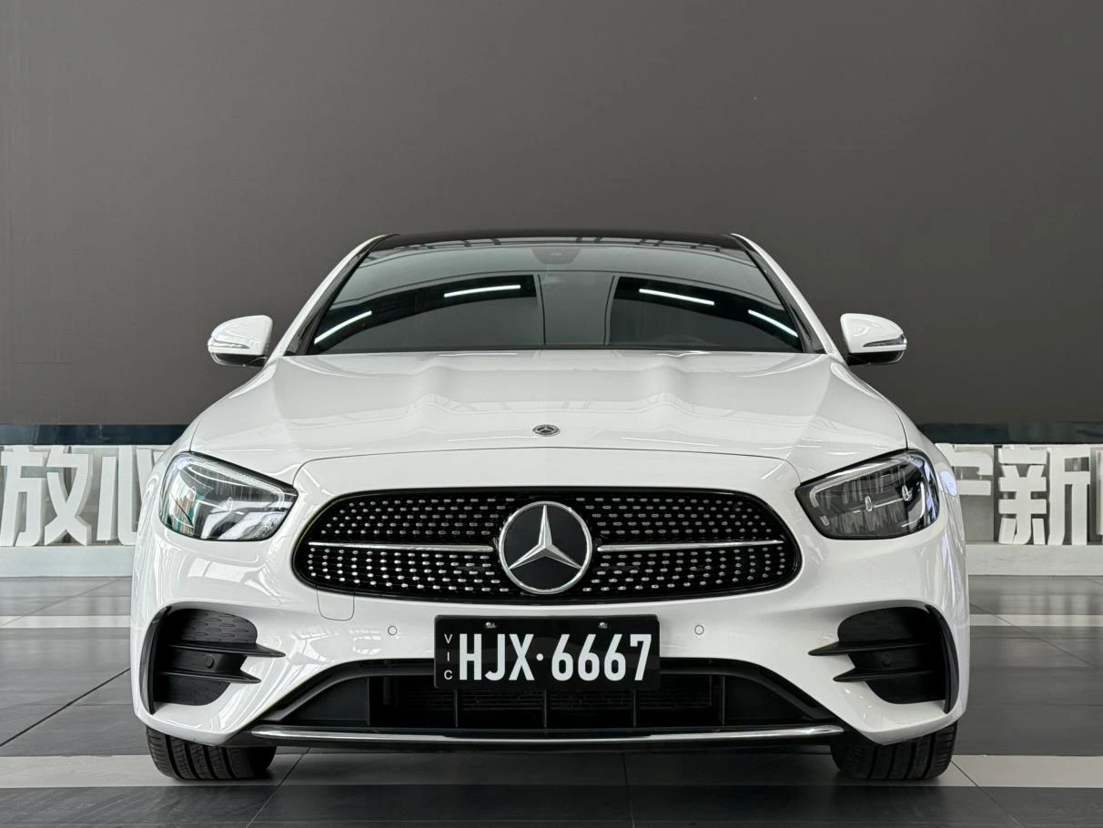 Mercedes-Benz E-Class E260L - exterior