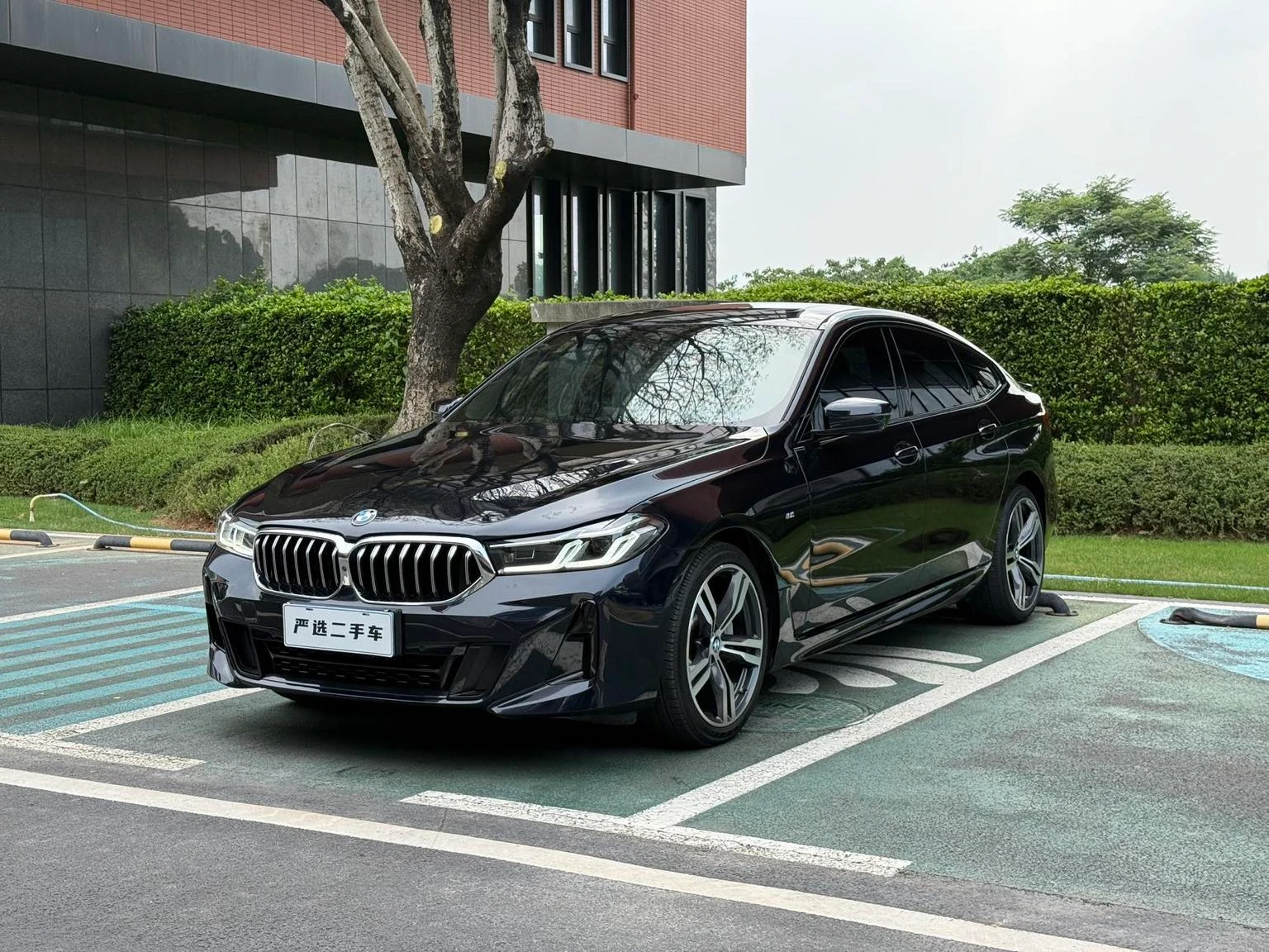 BMW 6 Series Gran Turismo 630i M Sport Package - exterior