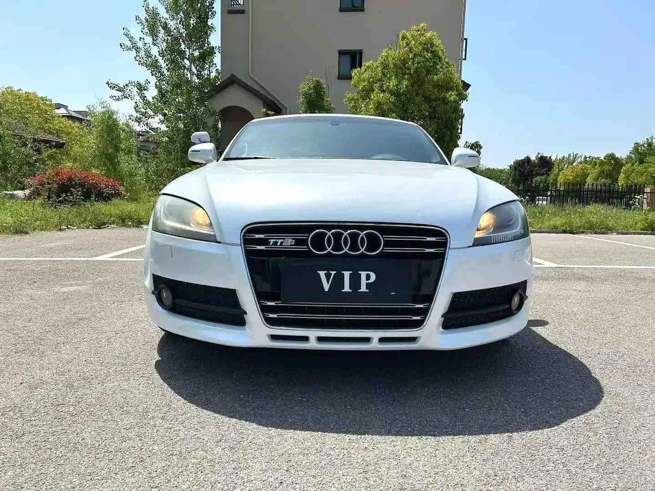 Audi TT Coupe 2.0TFSI - exterior
