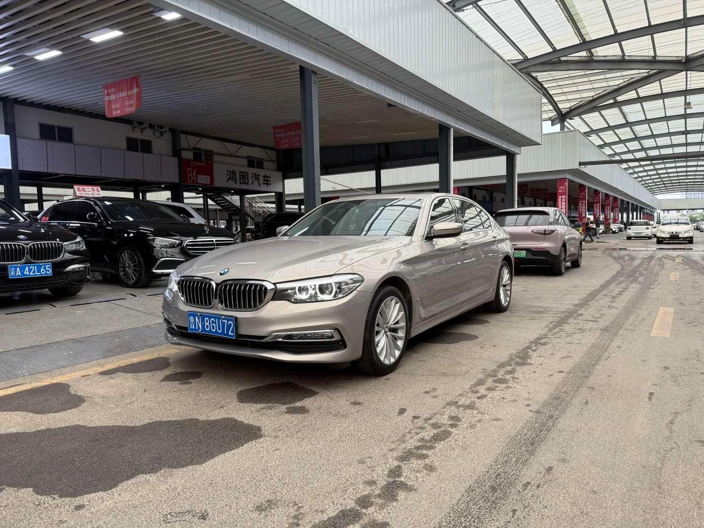 BMW 525Li 