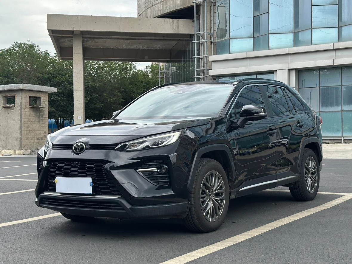 Toyota Wildlander 2.0L 2WD Luxury PLUS Edition