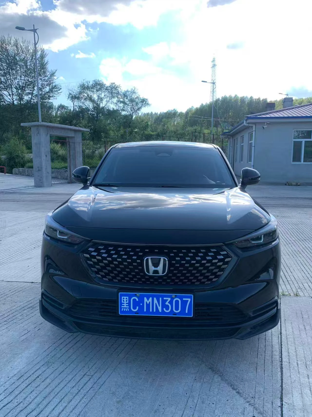 Honda XR-V 1.5L CVT Hot Trend Edition - exterior