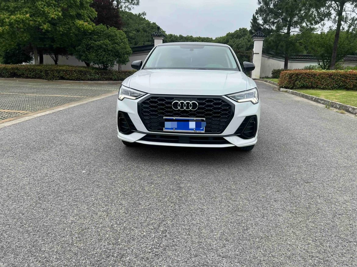 Audi Q3 Sportback 40 TFSI RS Package Flame Speed - exterior